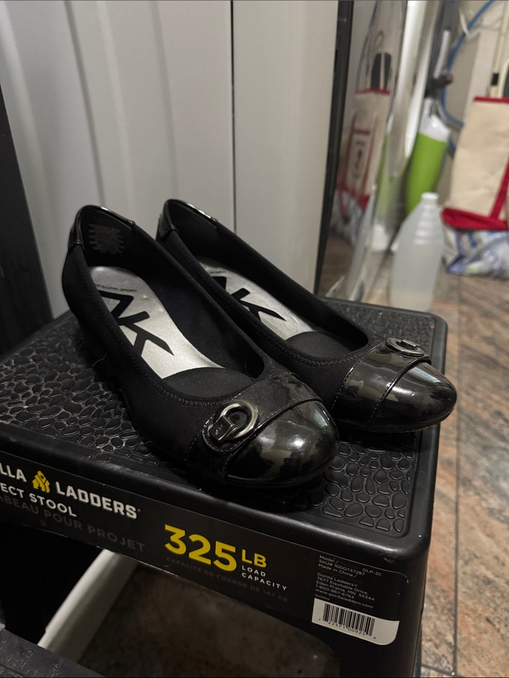 Anne Klein Black Round-Toe Ballet Flats